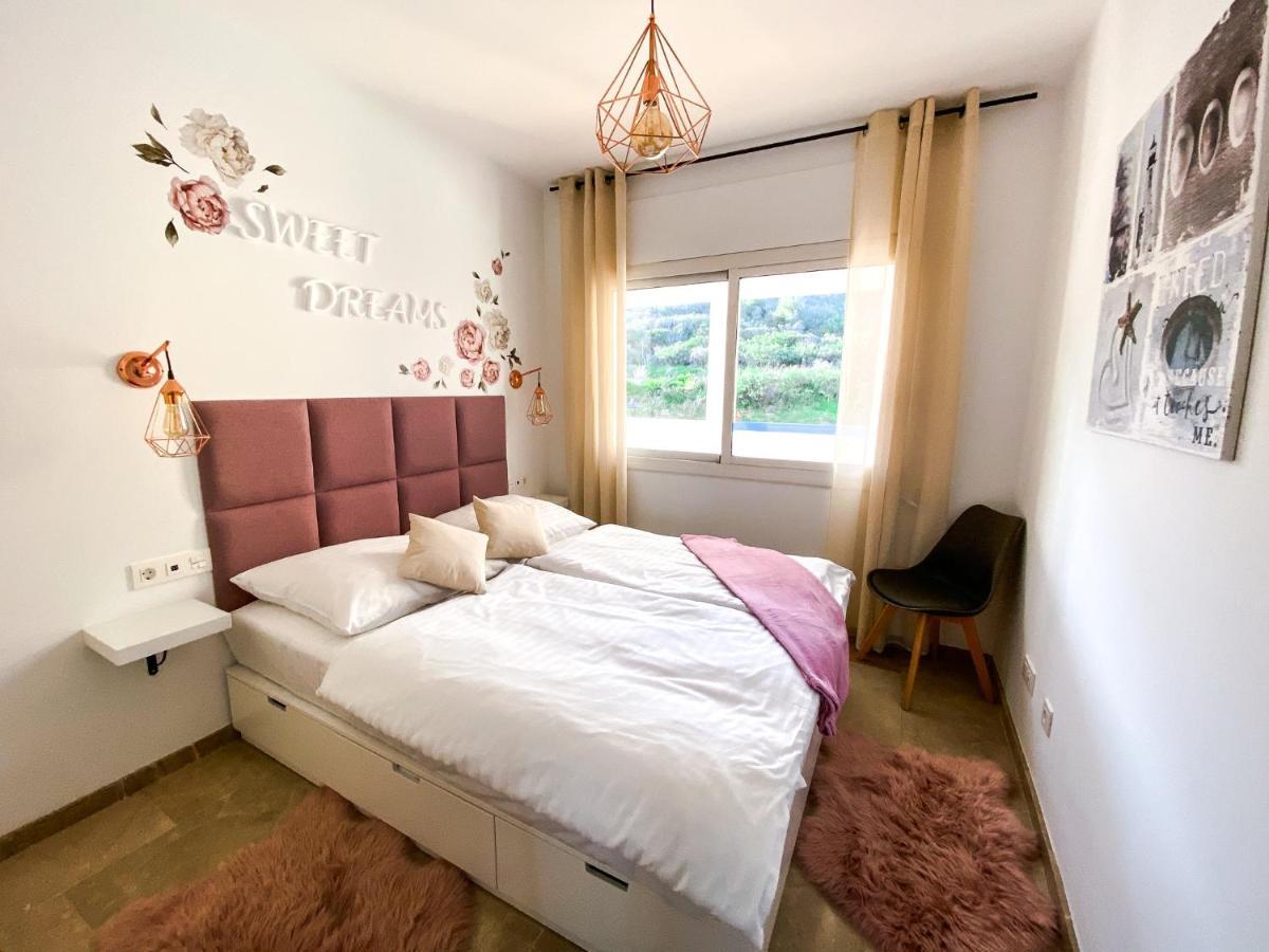 Beautiful New Apartment With Sea View Castillo de Sabinillas Eksteriør bilde